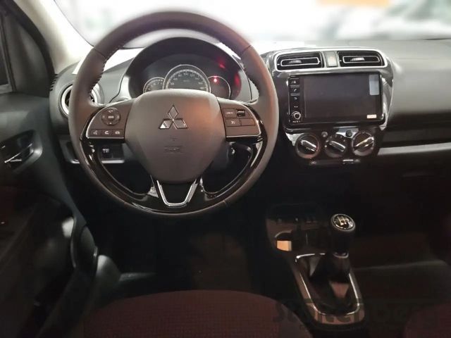 Mitsubishi Space Star Star