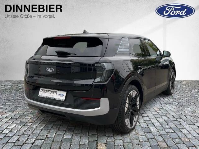 Ford Explorer Extended range Premium RWD