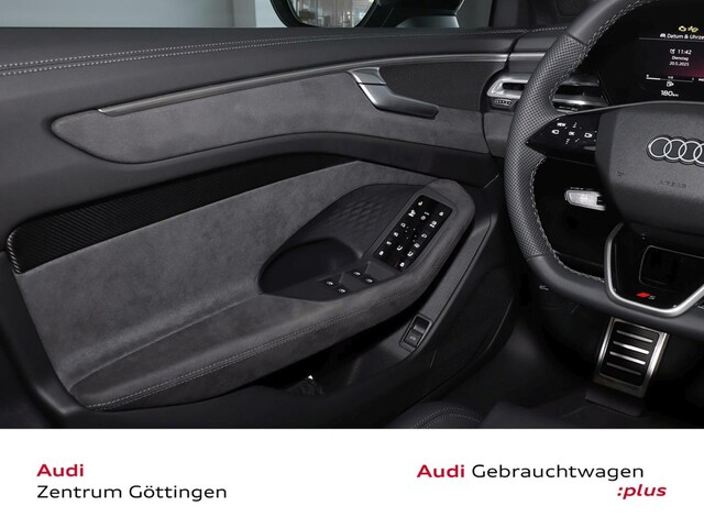 Audi A6 Avant Quattro S-Tronic