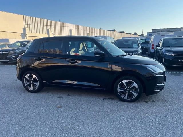 Suzuki Swift Flash Hybrid