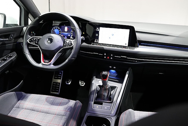 Volkswagen Golf 2.0 TSI GTI