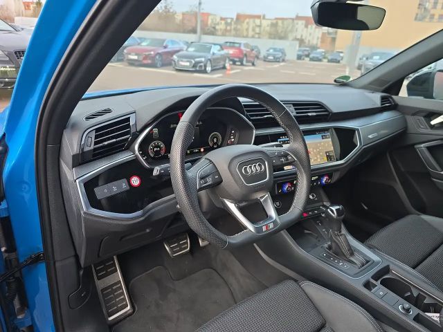 Audi Q3 35 TFSI S-Line