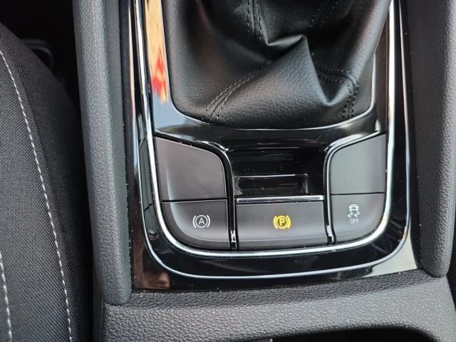 Skoda Karoq 1,0TSI 115PS Navi/LED/ACC/Kamera/Winterp.    **