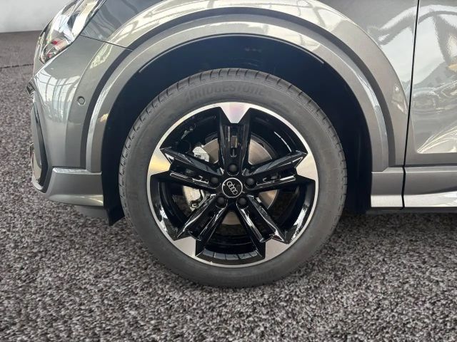 Audi Q2 S-Line S-Tronic