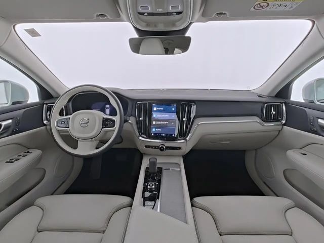 Volvo V60 Cross Country AWD Plus