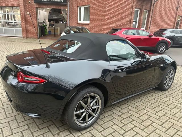 Mazda MX-5 Exclusive-line SkyActiv
