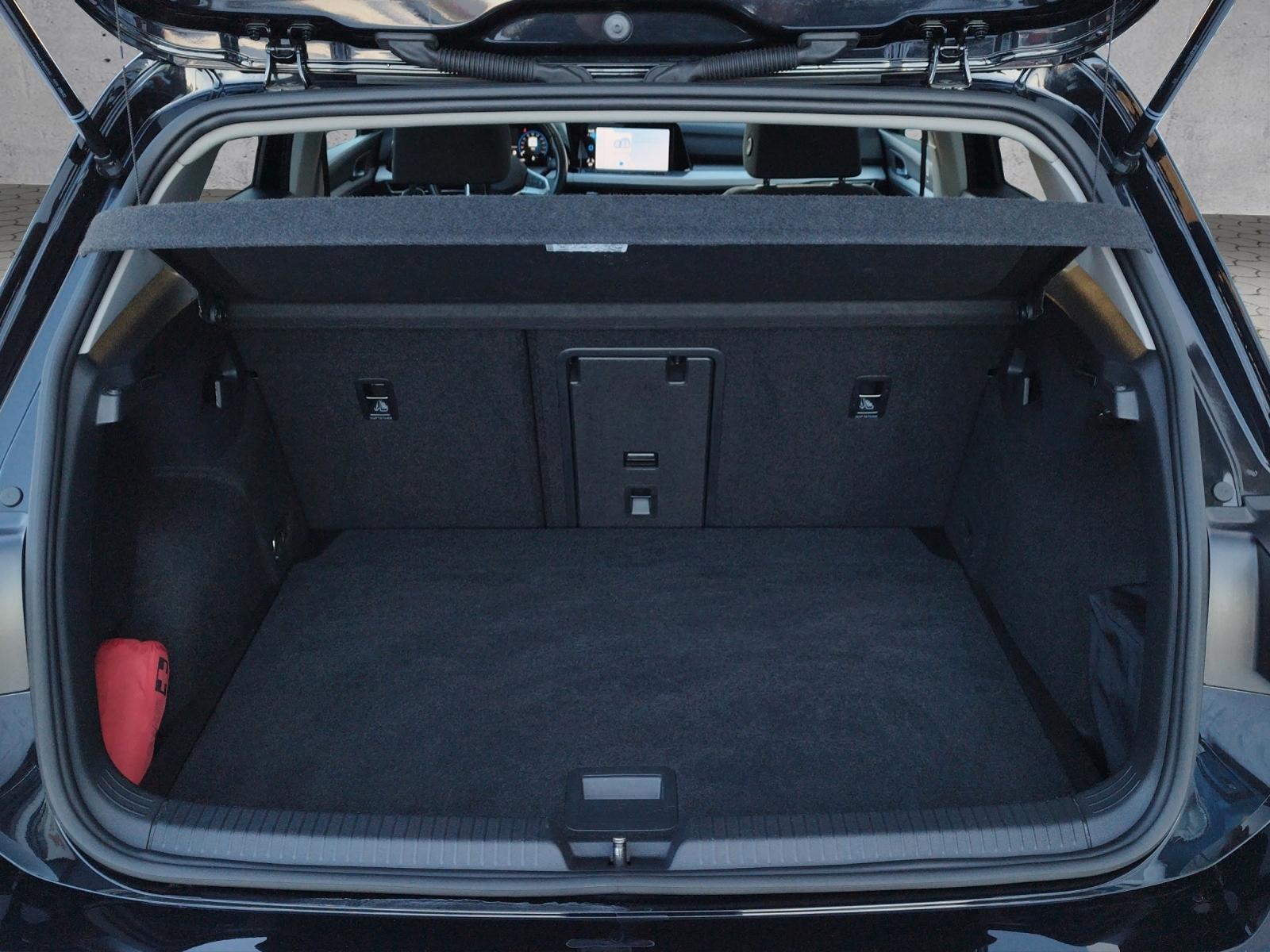 Volkswagen Golf 1.5 TSI Golf VIII Life