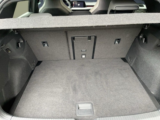 Volkswagen Golf DSG R-Line