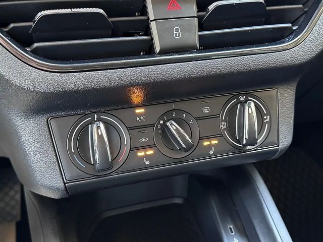 Skoda Kamiq 1,0 TSI SC *AHK schwenkbar, Sitzheizung*