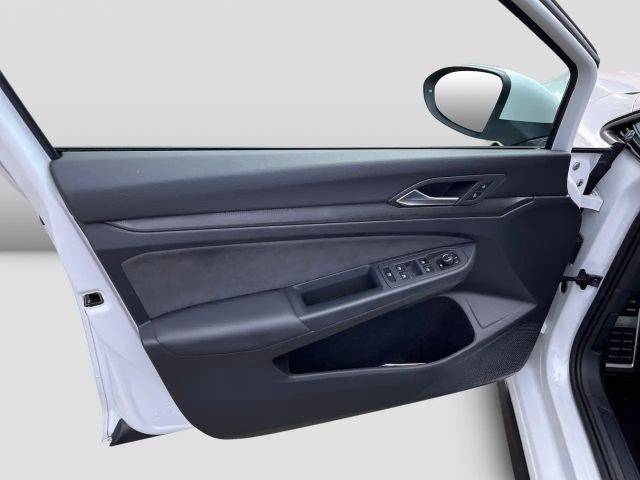 Volkswagen Golf 2.0 TSI GTI