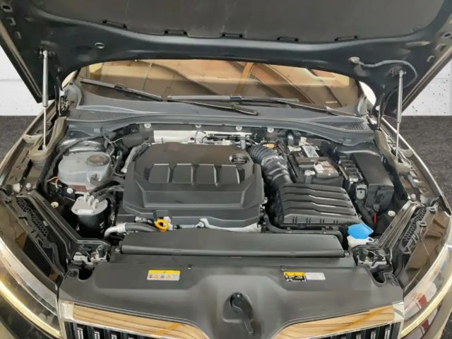 Skoda Superb 2.0 TDI Ambition Combi