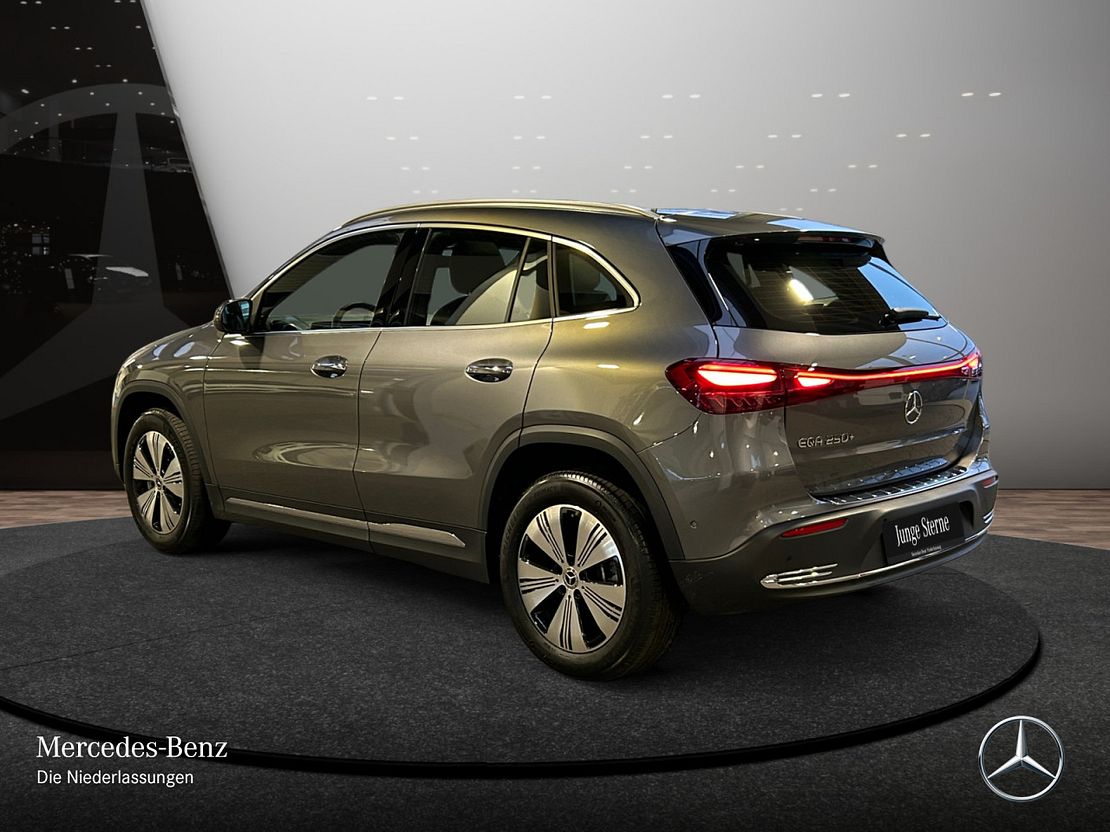 Mercedes-Benz EQA 250