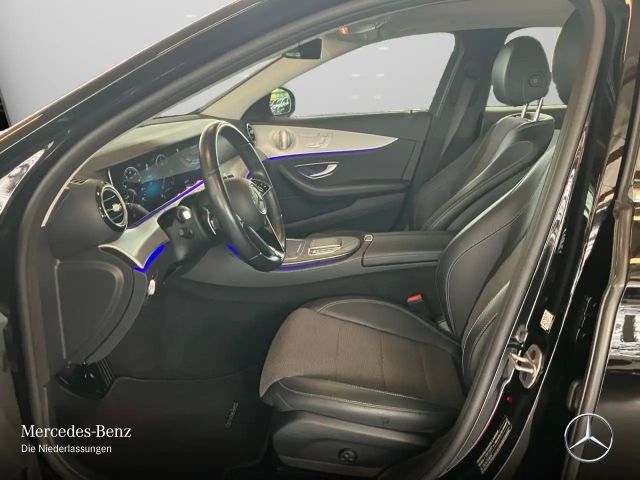Mercedes-Benz E 220 AVANTGARDE E 220 d Sedan