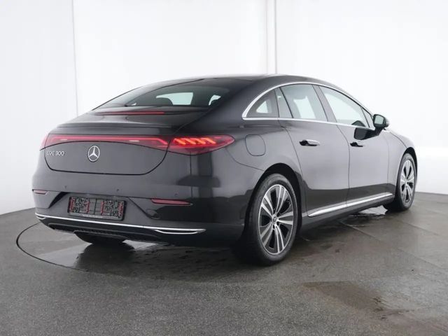 Mercedes-Benz EQE 300 Premium Sedan