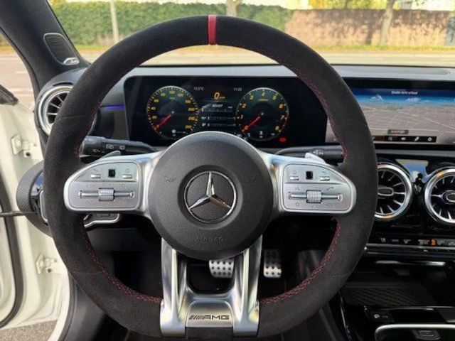 Mercedes-Benz A 35 AMG AMG Line