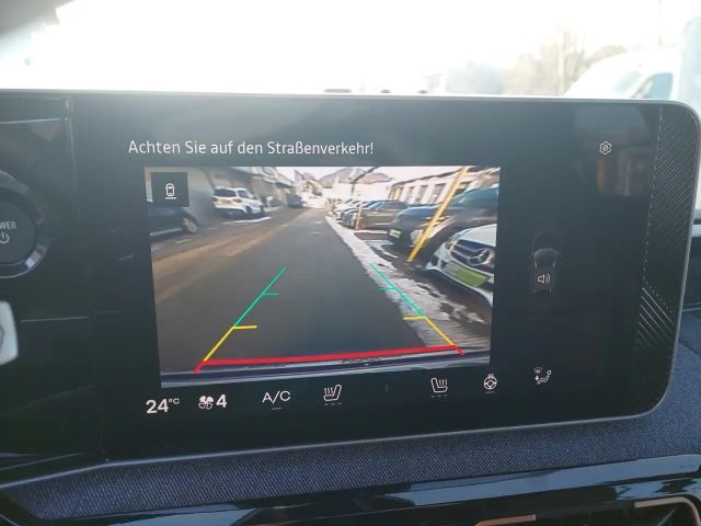 Renault 4 E-Tech Techno