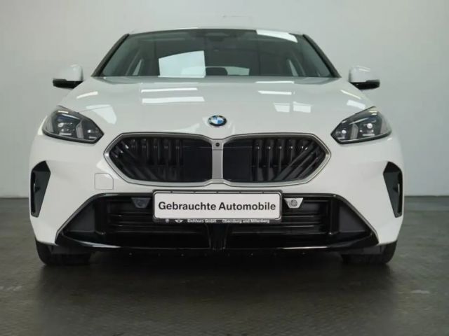 BMW 120 120i 5-deurs Sedan