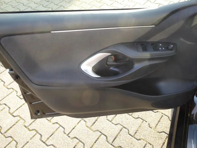 Toyota Yaris Comfort Hatchback Team D