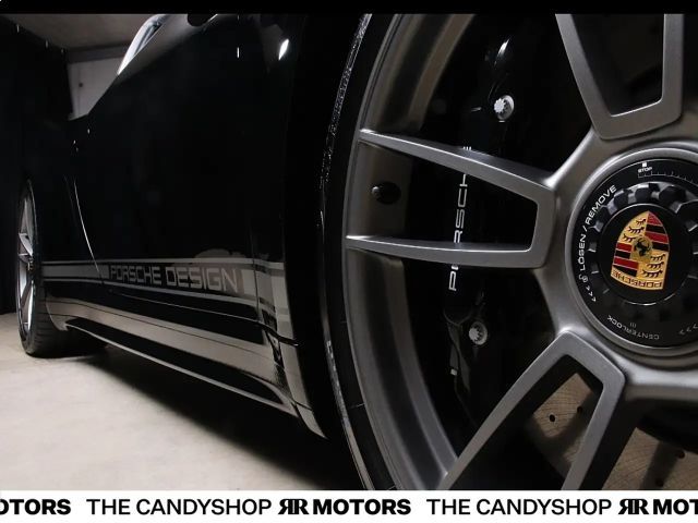 Porsche 911 4 Cabrio GTS Targa