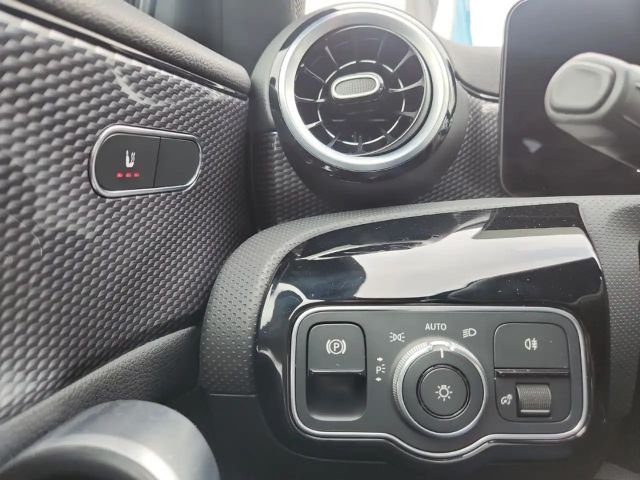 Mercedes-Benz A 200 Progressive