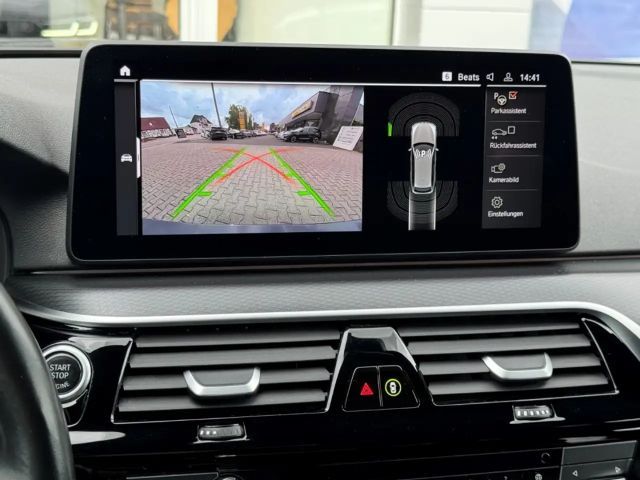 BMW 540 540d M-Sport Touring xDrive