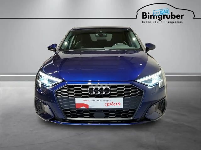 Audi A3 30 TFSI Sedan