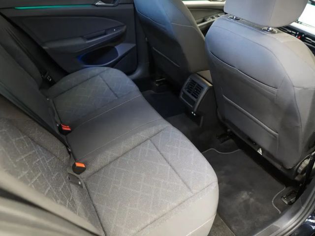 Volkswagen Golf 1.0 TSI Variant