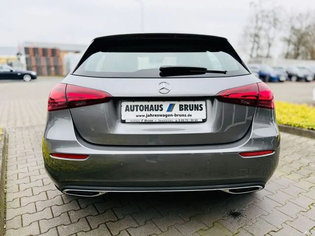 Mercedes-Benz A 180 Progressive