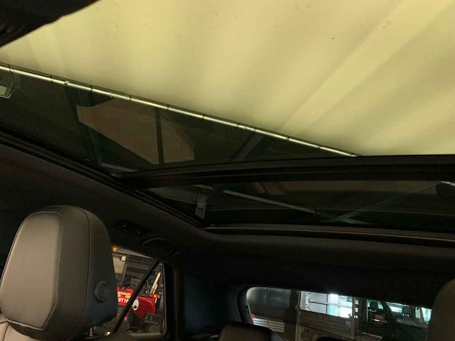 Volkswagen T-Roc T-Roc R LEDER*BLACK*PANO*DCC*AHK*CAM*MATRIX*19"