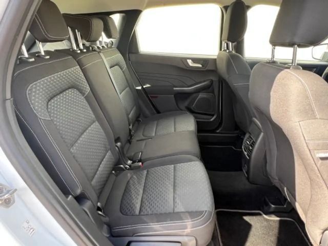 Ford Kuga Cool & Connect