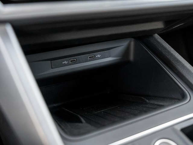 Seat Leon 1.5 eTSI DSG Sportstourer