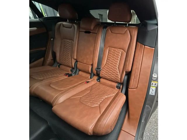 Lamborghini Urus AWD