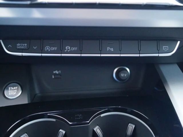 Audi A4 40 TFSI Avant S-Line