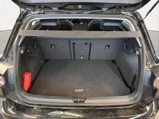 Volkswagen Golf 1.5 eTSI Golf VIII