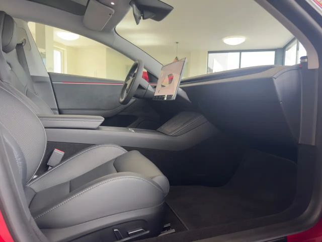 Tesla Model 3 Performance