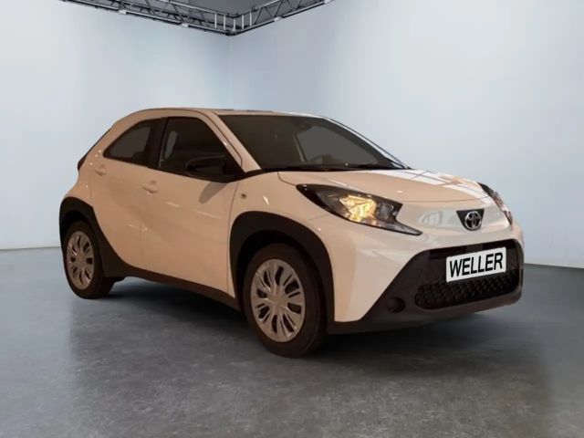 Toyota Aygo X Hatchback Play X-play