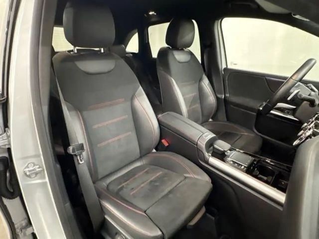 Mercedes-Benz B 200 AMG Line B 200 d