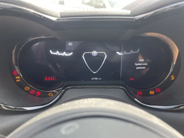 Alfa Romeo Tonale Super