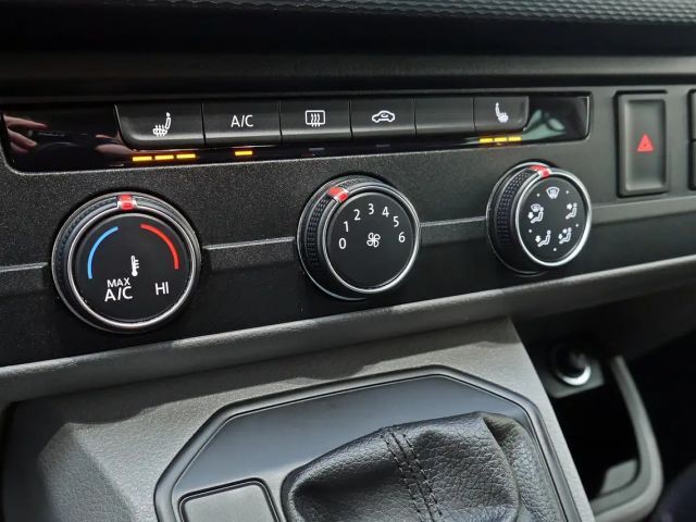 Volkswagen Caravelle 2.0 TDI Comfortline T6