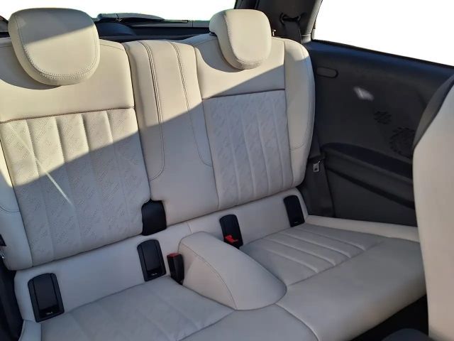 MINI Cooper Favoured Trim