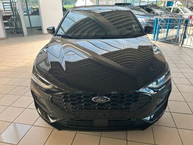 Ford Focus EcoBoost ST Line
