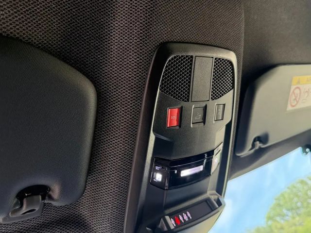 Jeep Avenger 1.2 T3 e-Hybrid 4xe Upland e-DCT6