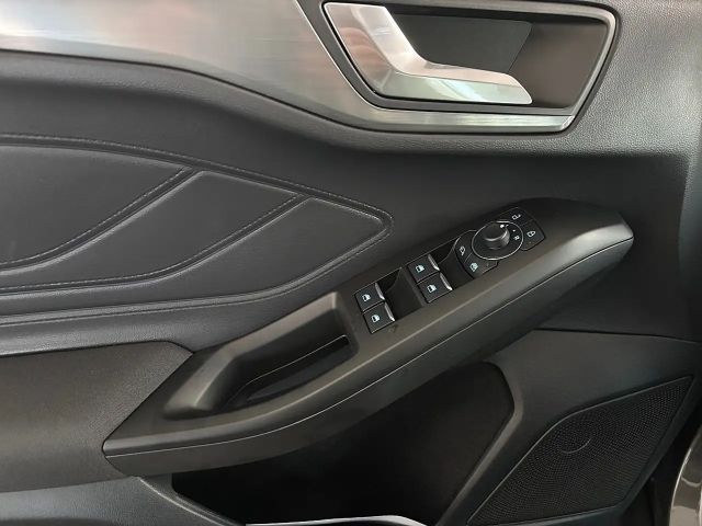 Ford Focus Titanium Wagon