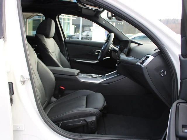 BMW 320 320i M-Sport Touring