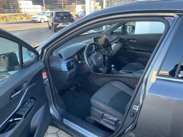 Toyota C-HR Hybride Team D