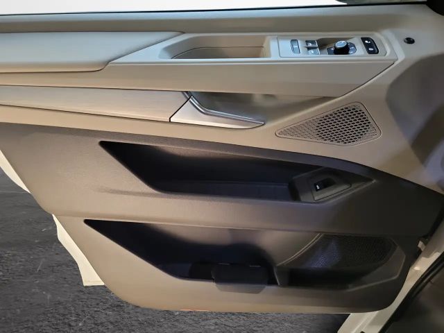 Volkswagen Multivan 2.0 TDI DSG Lang Life T7