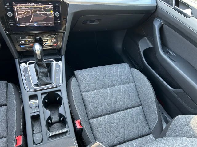 Volkswagen Passat 2.0 TDI Business DSG Variant