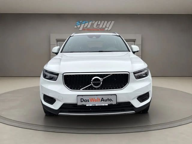 Volvo XC40 Momentum