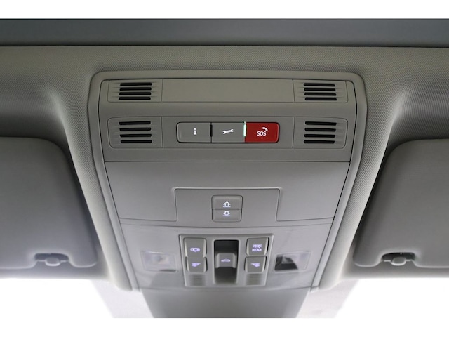 Volkswagen Touran 1.5 TSI DSG R-Line