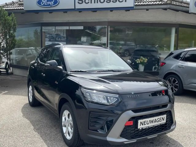 SsangYong Tivoli 2WD Quartz